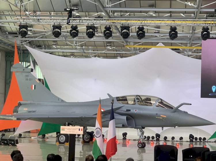 Rafale, The Mammoth: The Giant Story Of It