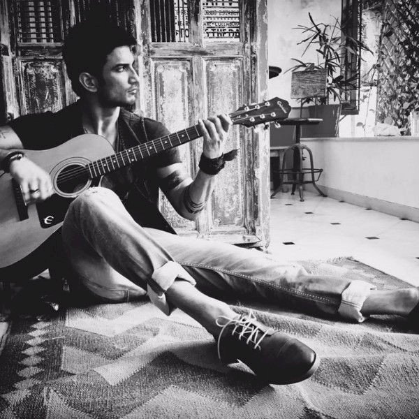 Rhea Chakraborty  Expresses Overwhelming Feelings A Day Before The Release Of Dil Bechara