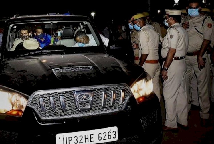  Family Claims UP Police Forcibly Taken Away Hathras Gang Rape victim’s Body For Cremation