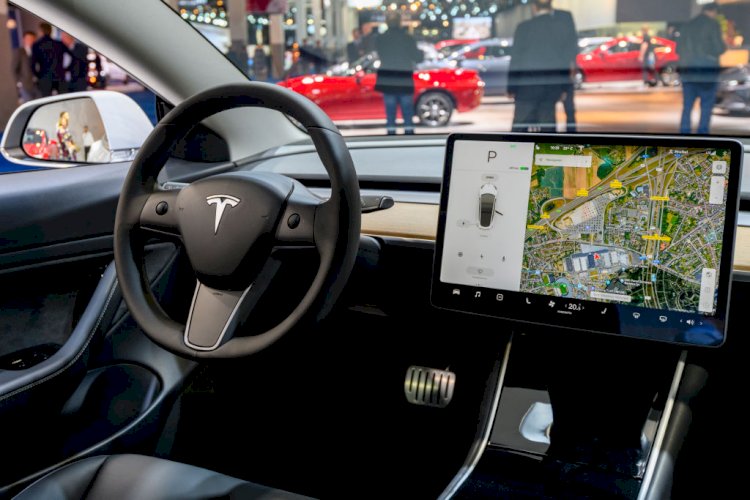 Elon Musk tweets About a Full Self-Driving Beta V9 while launches new software Update