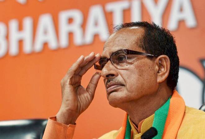 To Stop The Third Wave Of Corona In MP, Speed Up The Work Of Vaccination Again - CM Shivraj