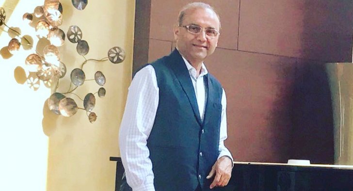 Lost His Parents At The Age Of 6 And Worked As Child Labor, Now Owns A Company Worth Rs. 1,200 Crore